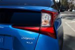 Полноприводный Toyota Prius стоит в США 2019 01